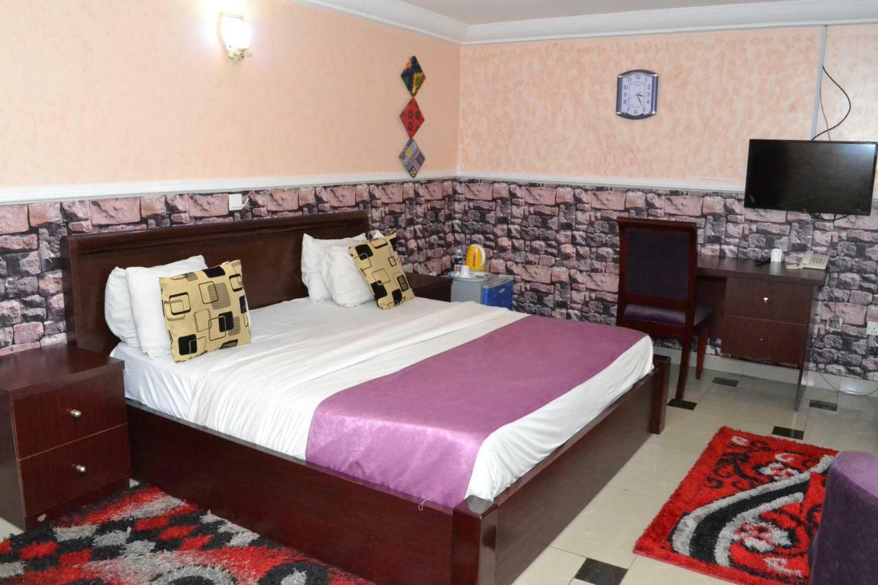 Limoh Suites Benin City Luaran gambar