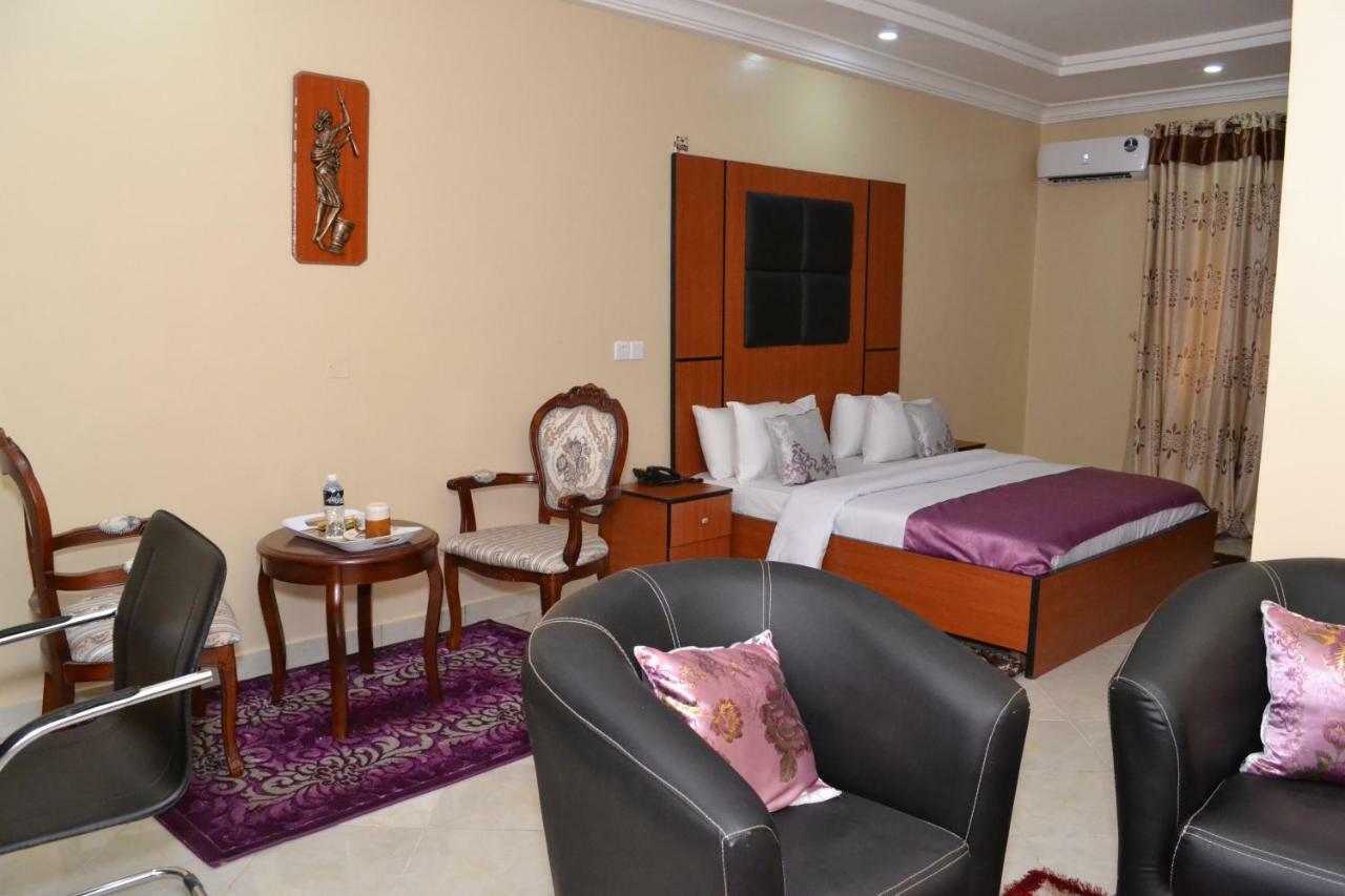 Limoh Suites Benin City Luaran gambar