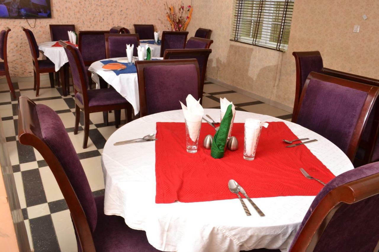 Limoh Suites Benin City Luaran gambar